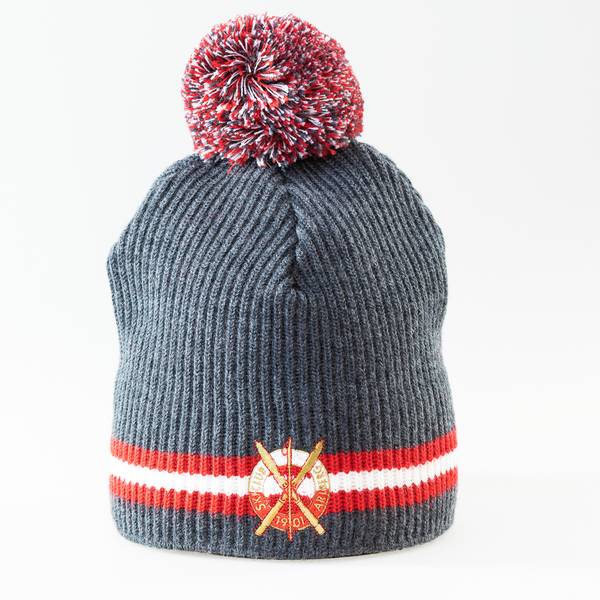 Beanie with bobble