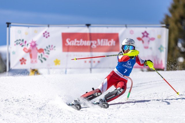 Nele-Slalom.jpg